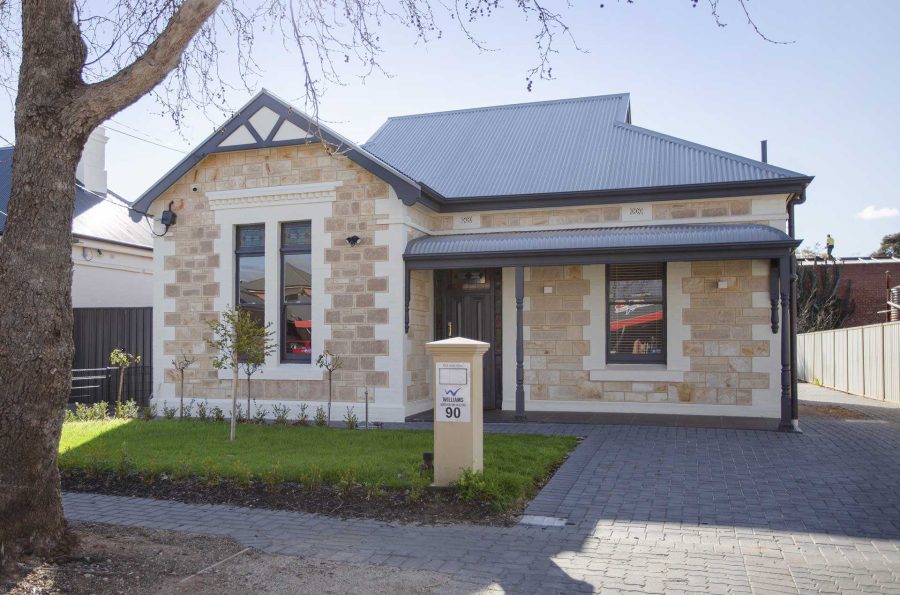 Williams Lawyers Adelaide. Specialising in Criminal Lawyers, Family Lawyers, Traffic Lawyers, Power of Attorney and Advance Care Directives.